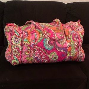 Vera Bradley travel bag